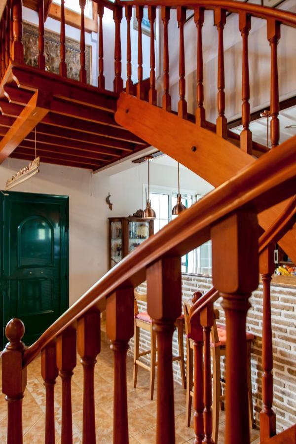 Elite Escape Villa Tsoukaladhes Bagian luar foto
